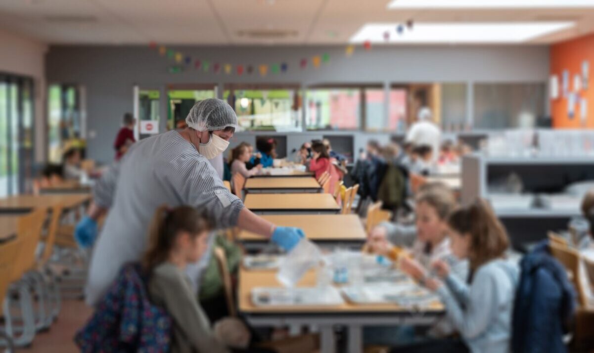 Restaurant scolaire de St Germain, Sèvremoine reprend le service